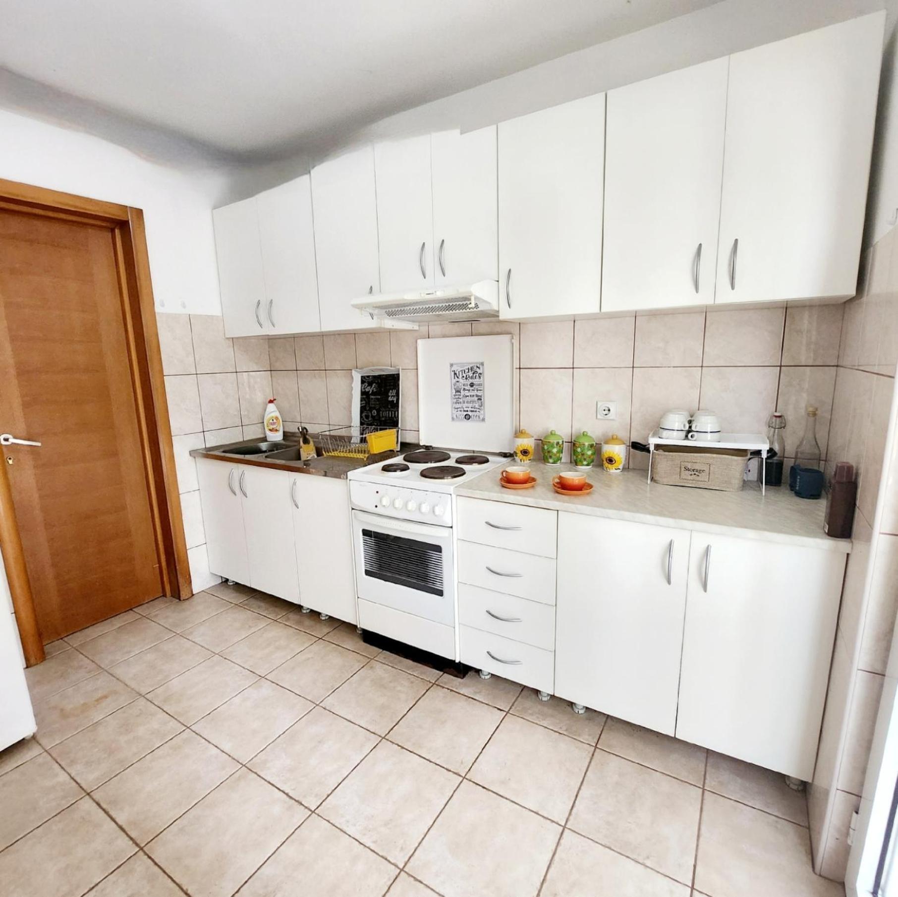 Bela Kuca Studio Apartments-Na Korak Do Mora-A Step To The Sea Rafajlovići Extérieur photo