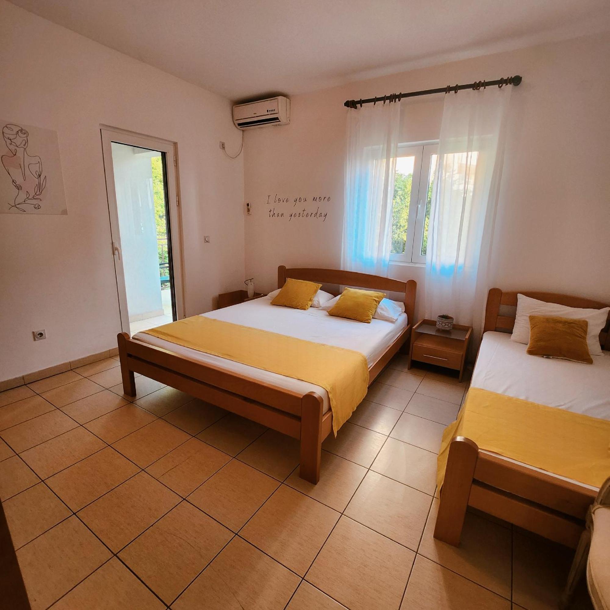 Bela Kuca Studio Apartments-Na Korak Do Mora-A Step To The Sea Rafajlovići Extérieur photo