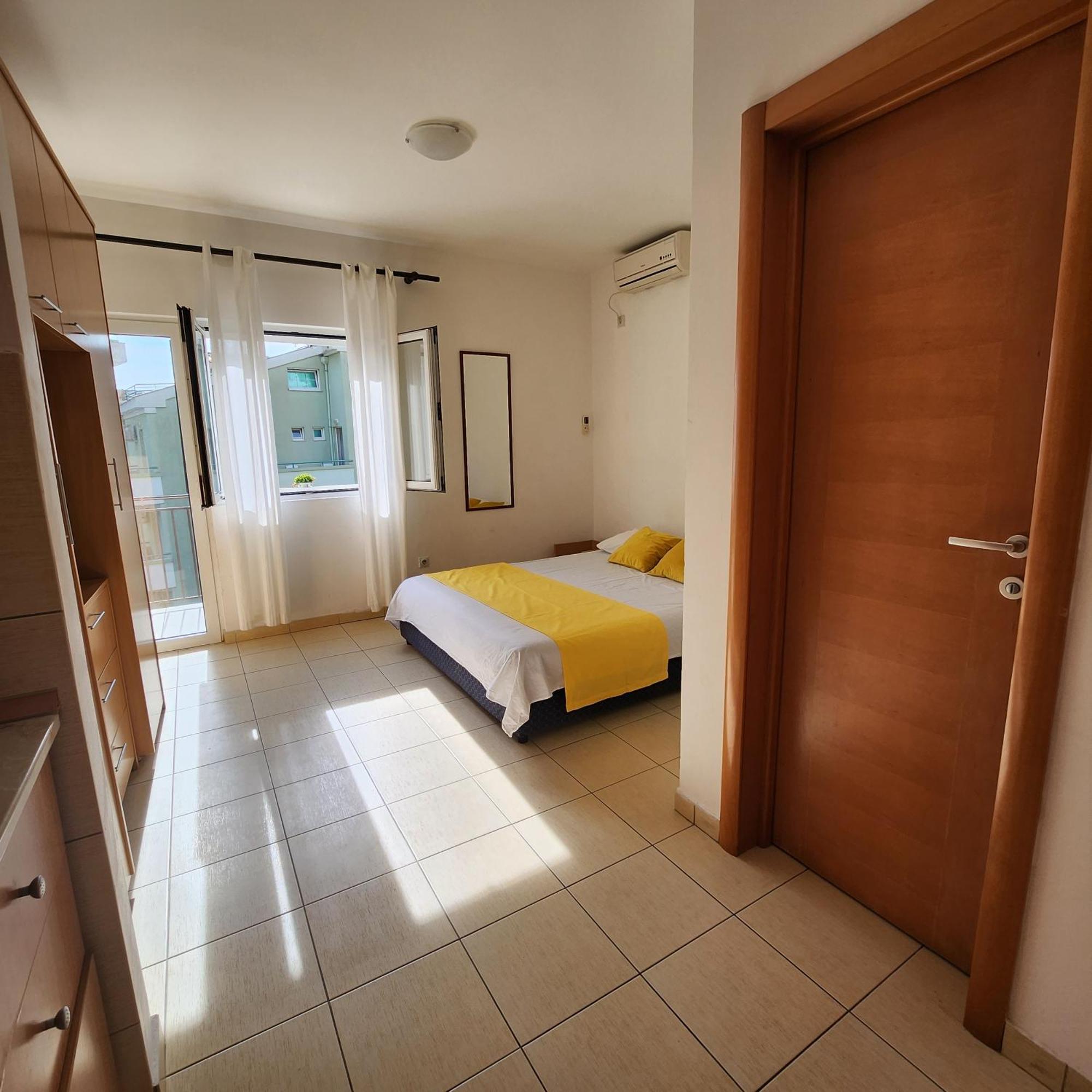 Bela Kuca Studio Apartments-Na Korak Do Mora-A Step To The Sea Rafajlovići Extérieur photo